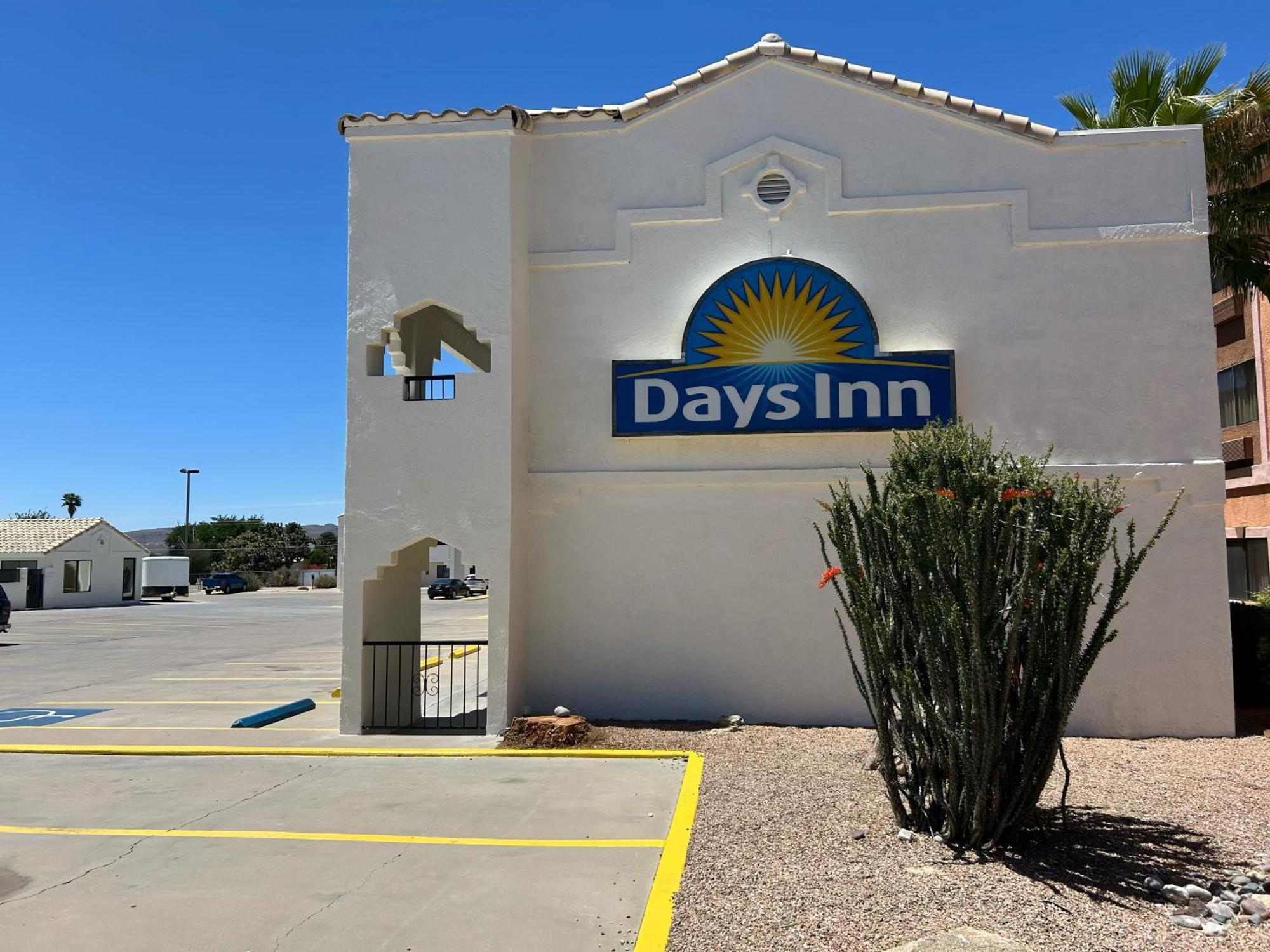 Days Inn By Wyndham Kingman West מראה חיצוני תמונה